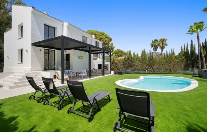 Resale - House - Detached Villa - Marbella - Nueva Andalucia