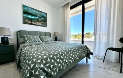 Resale - House - Detached Villa - Estepona - Estepona Centro