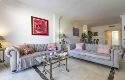 Resale - Apartment - Ground Floor Apartment - Marbella - Nueva Andalucia