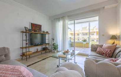 Resale - Apartment - Ground Floor Apartment - Marbella - Nueva Andalucia