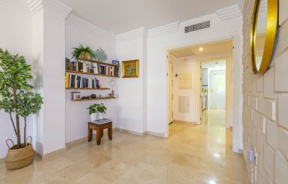 Resale - Apartment - Ground Floor Apartment - Marbella - Nueva Andalucia