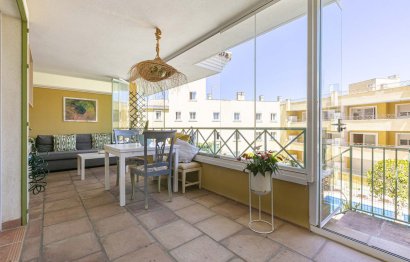 Resale - Apartment - Ground Floor Apartment - Marbella - Nueva Andalucia