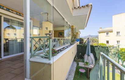 Resale - Apartment - Ground Floor Apartment - Marbella - Nueva Andalucia