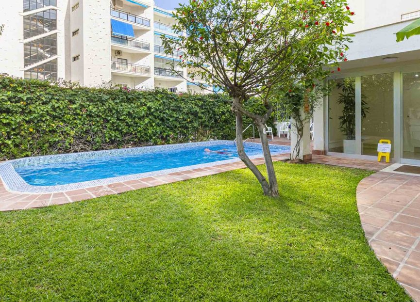 Resale - Apartment - Middle Floor Apartment - Marbella