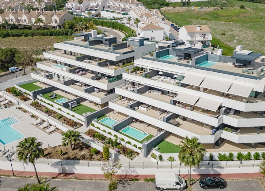 Resale - Apartment - Penthouse - Estepona - Estepona Centro