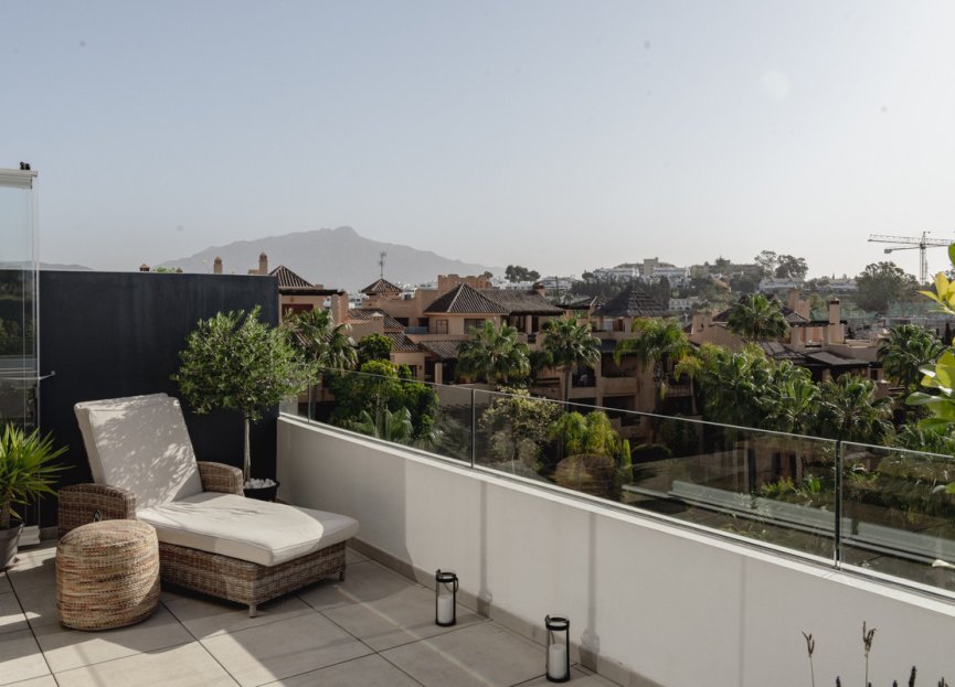 Resale - Apartment - Penthouse - Estepona - Estepona Centro