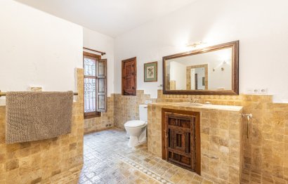 Resale - House - Detached Villa - Benahavís - Benahavís Centro