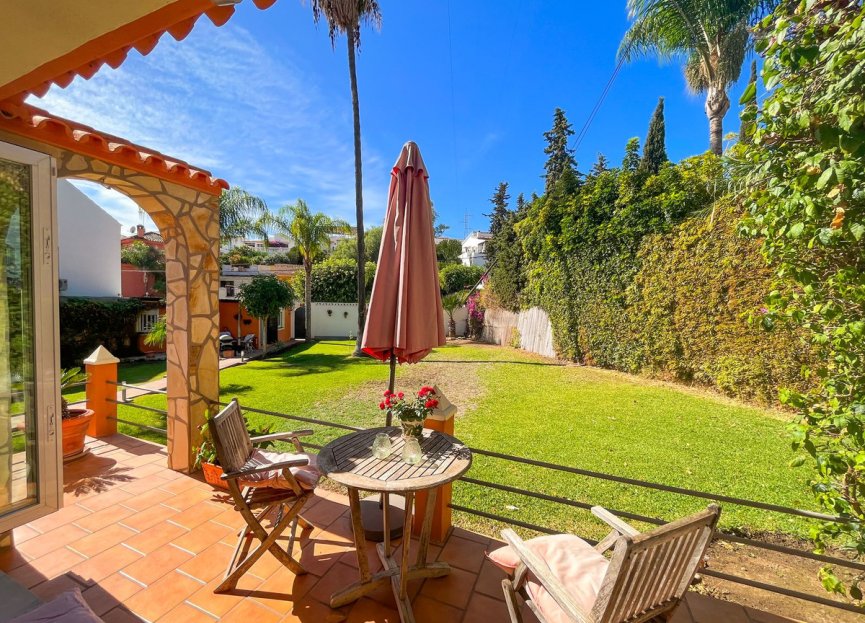 Resale - House - Detached Villa - Marbella - Nueva Andalucia