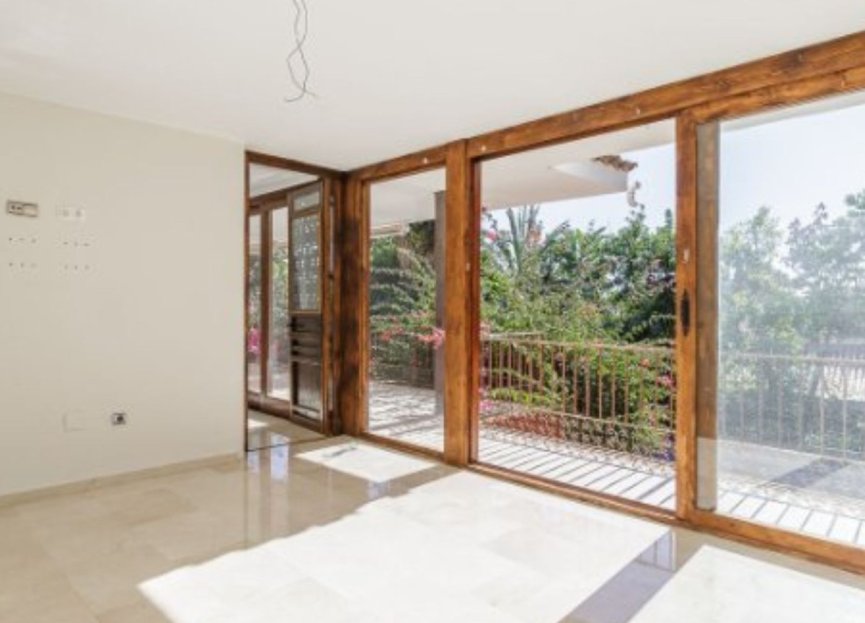 Resale - House - Detached Villa - Marbella - The Golden Mile