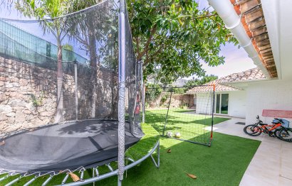 Reventa - House - Detached Villa - Benalmádena - Benalmadena Centro