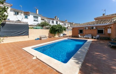 Resale - House - Detached Villa - Benalmádena - Benalmadena Centro