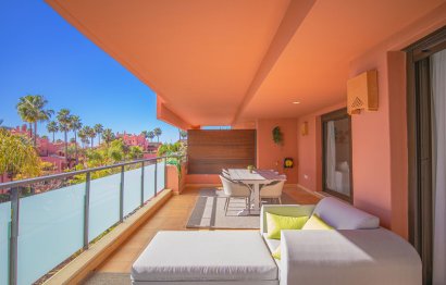 Resale - Apartment - Middle Floor Apartment - Estepona - Estepona Centro