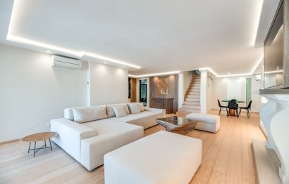 Resale - Apartment - Middle Floor Apartment - Marbella - Nueva Andalucia