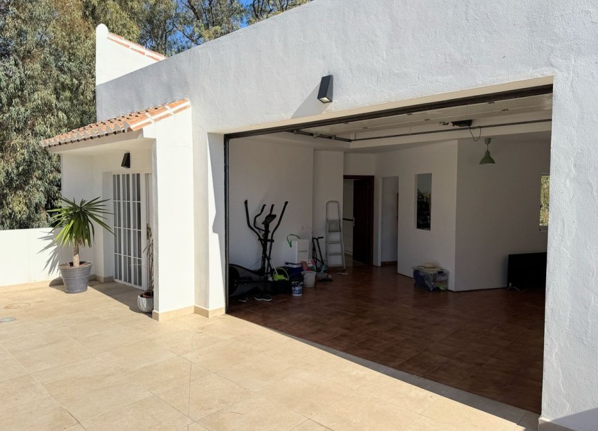 Resale - House - Detached Villa - Benalmádena - Benalmadena Centro