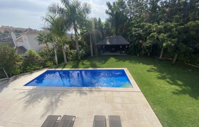 Resale - House - Detached Villa - Marbella - Elviria