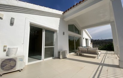 Resale - House - Detached Villa - Marbella - Elviria