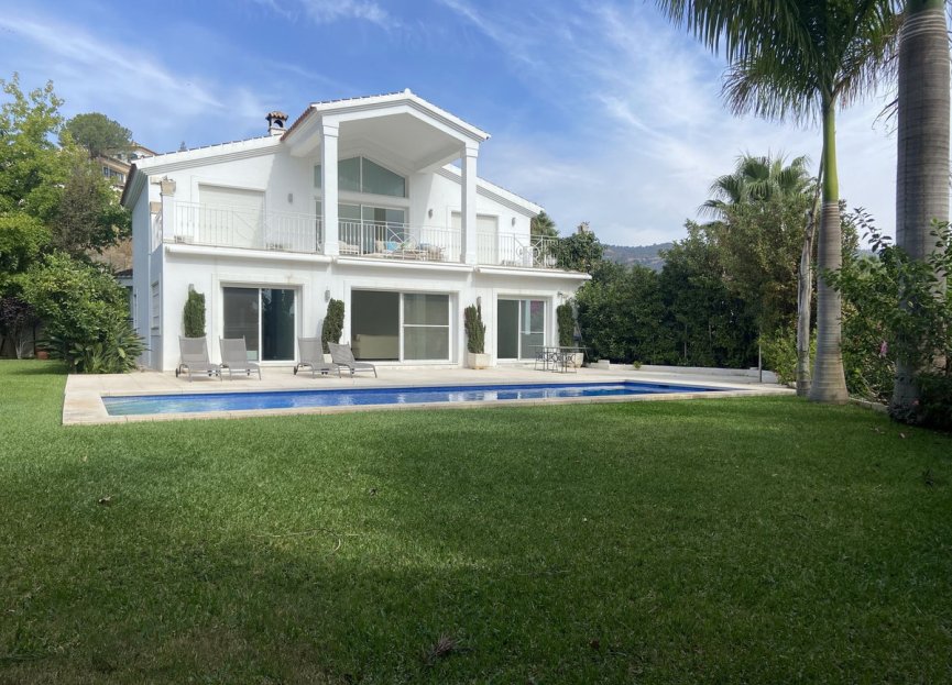 Resale - House - Detached Villa - Marbella - Elviria