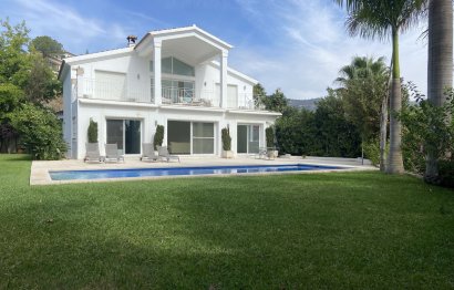 Resale - House - Detached Villa - Marbella - Elviria