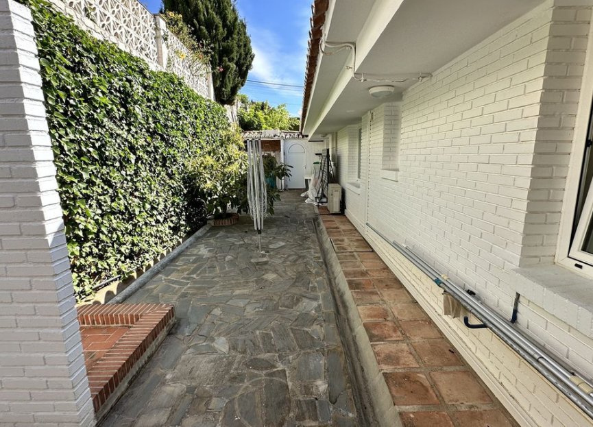 Reventa - House - Detached Villa - Fuengirola - Torreblanca