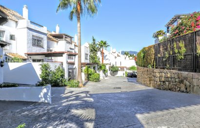 Reventa - House - Semi-Detached House - Marbella - The Golden Mile