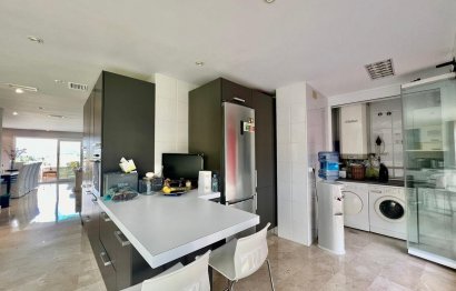 Resale - Apartment - Penthouse Duplex - Marbella - Nueva Andalucia