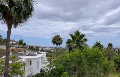 Resale - Apartment - Middle Floor Apartment - Benahavís - Monte Halcones