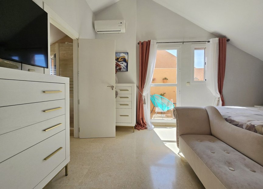 Resale - Apartment - Penthouse - Marbella - Elviria