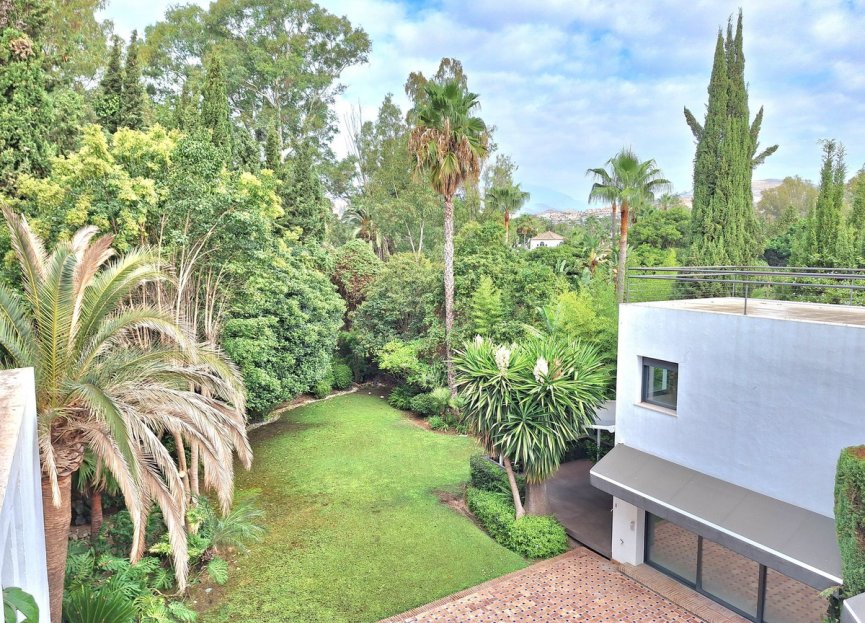 Reventa - House - Detached Villa - Marbella - Nueva Andalucia