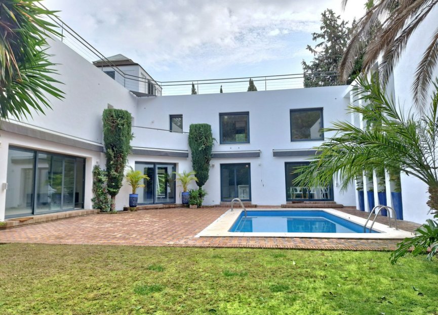 Reventa - House - Detached Villa - Marbella - Nueva Andalucia