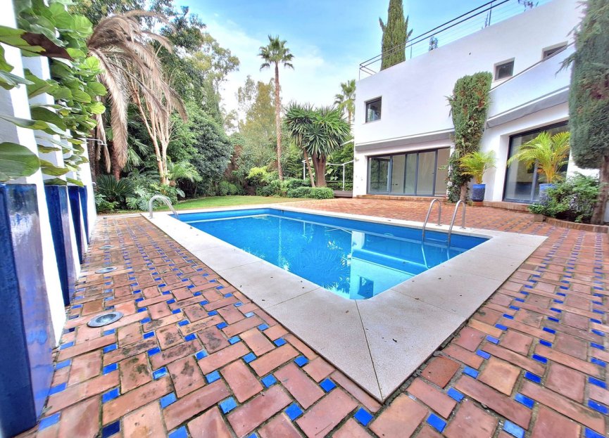 Reventa - House - Detached Villa - Marbella - Nueva Andalucia