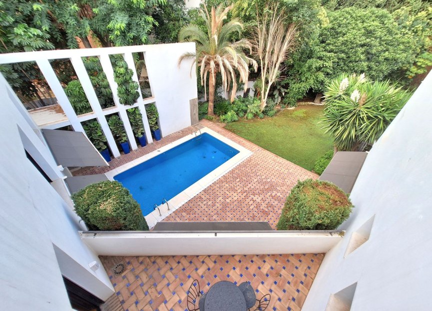 Reventa - House - Detached Villa - Marbella - Nueva Andalucia