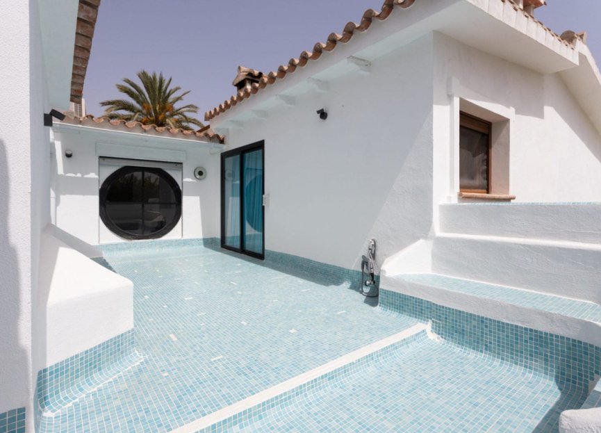 Resale - House - Detached Villa - Marbella - Guadalmina Baja