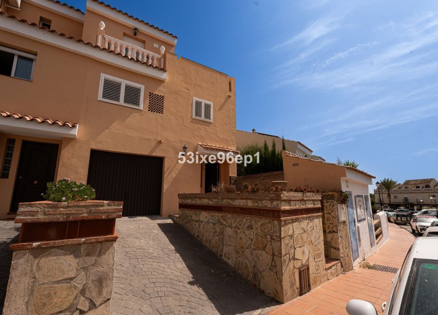 Reventa - House - Semi-Detached House - Manilva - La Duquesa