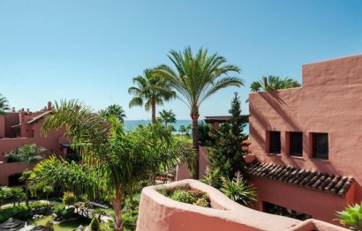 Resale - Apartment - Penthouse - Estepona - Estepona Centro