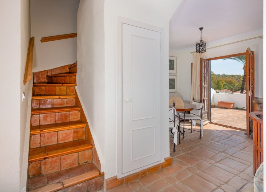 Resale - House - Townhouse - Marbella - Nueva Andalucia