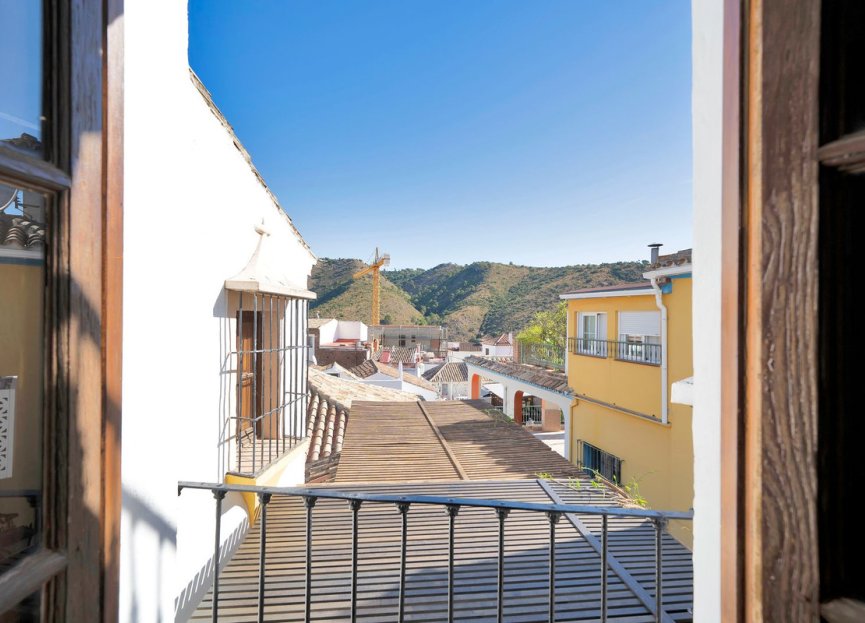 Resale - House - Townhouse - Benahavís - Benahavís Centro