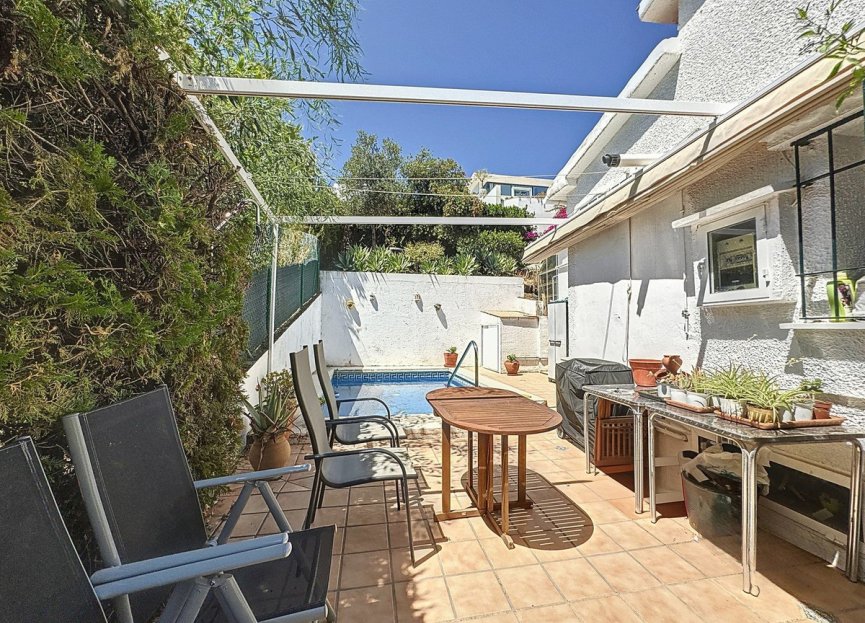 Resale - House - Detached Villa - Marbella - Nueva Andalucia