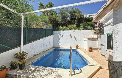 Resale - House - Detached Villa - Marbella - Nueva Andalucia