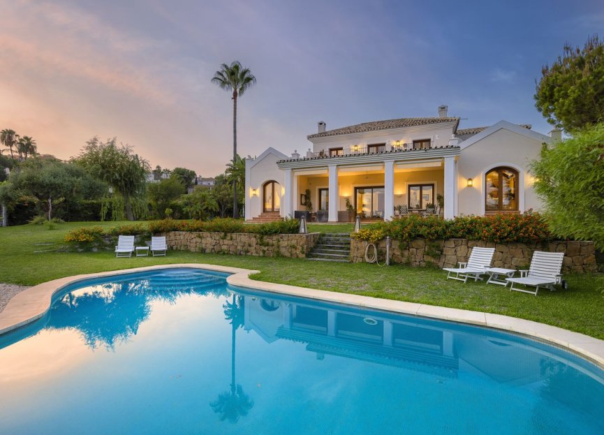 Resale - House - Detached Villa - Benahavís - Los Arqueros