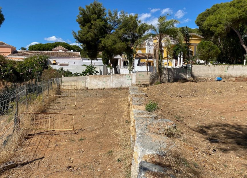 Resale - Plot - Residential Plot - Marbella - Hacienda Las Chapas