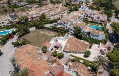 Reventa - Plot - Commercial Plot - Estepona - Estepona Centro