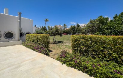 Reventa - Plot - Commercial Plot - Estepona - Estepona Centro