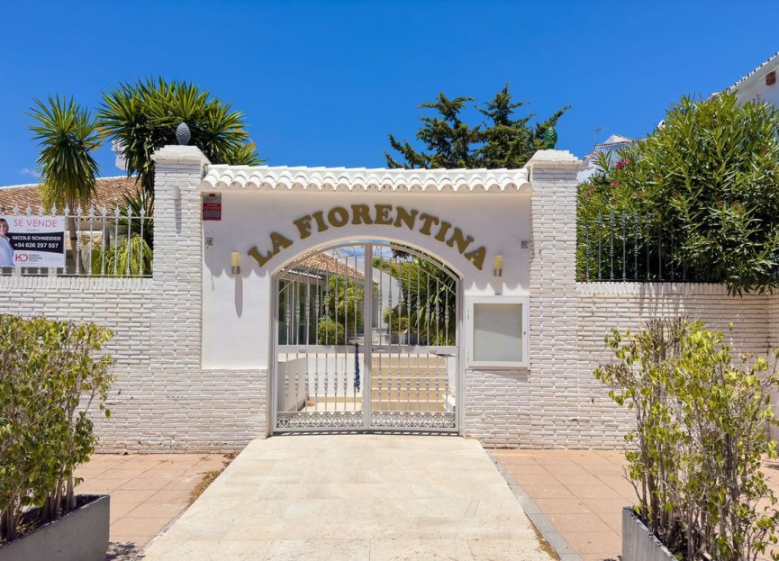 Reventa - Plot - Commercial Plot - Estepona - Estepona Centro