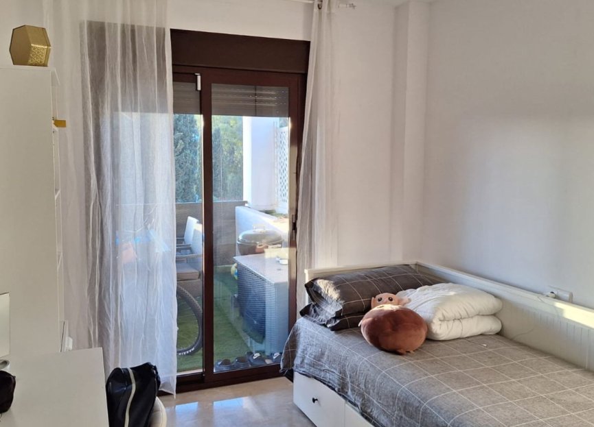 Resale - Apartment - Top Floor Apartment - Marbella