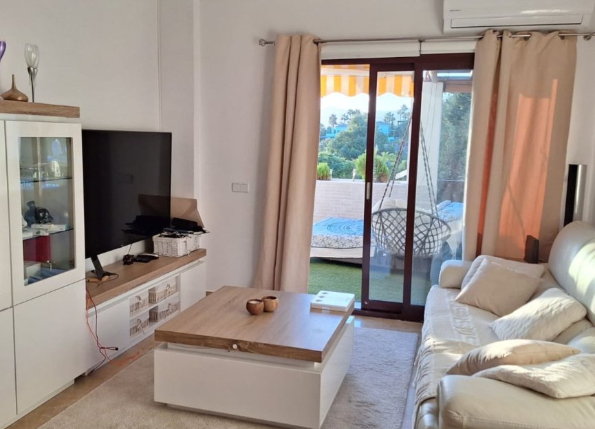 Resale - Apartment - Top Floor Apartment - Marbella