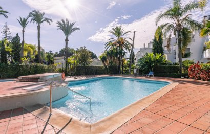 Resale - Apartment - Ground Floor Apartment - Marbella - The Golden Mile