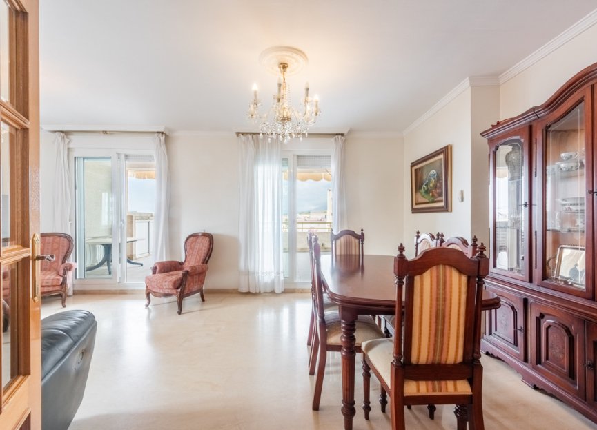 Resale - Apartment - Penthouse - Marbella