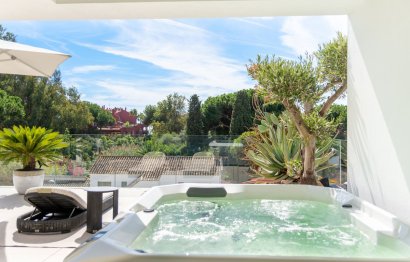 Resale - Apartment - Penthouse - Marbella - Elviria