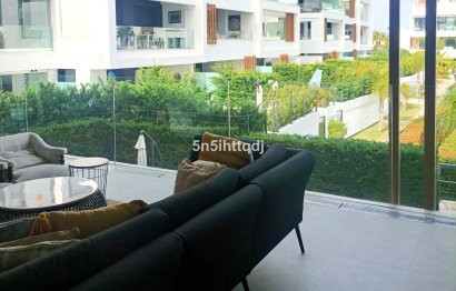 Resale - Apartment - Middle Floor Apartment - Estepona - Bel Air