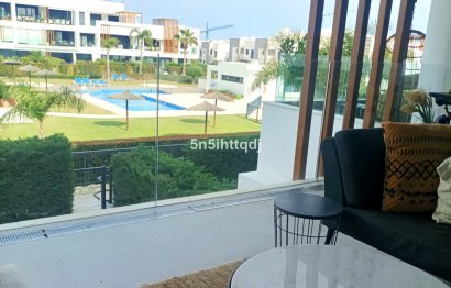 Resale - Apartment - Middle Floor Apartment - Estepona - Bel Air